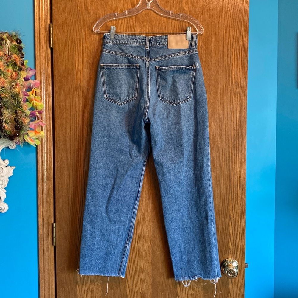 Pull & Bear size 6 blue jeans